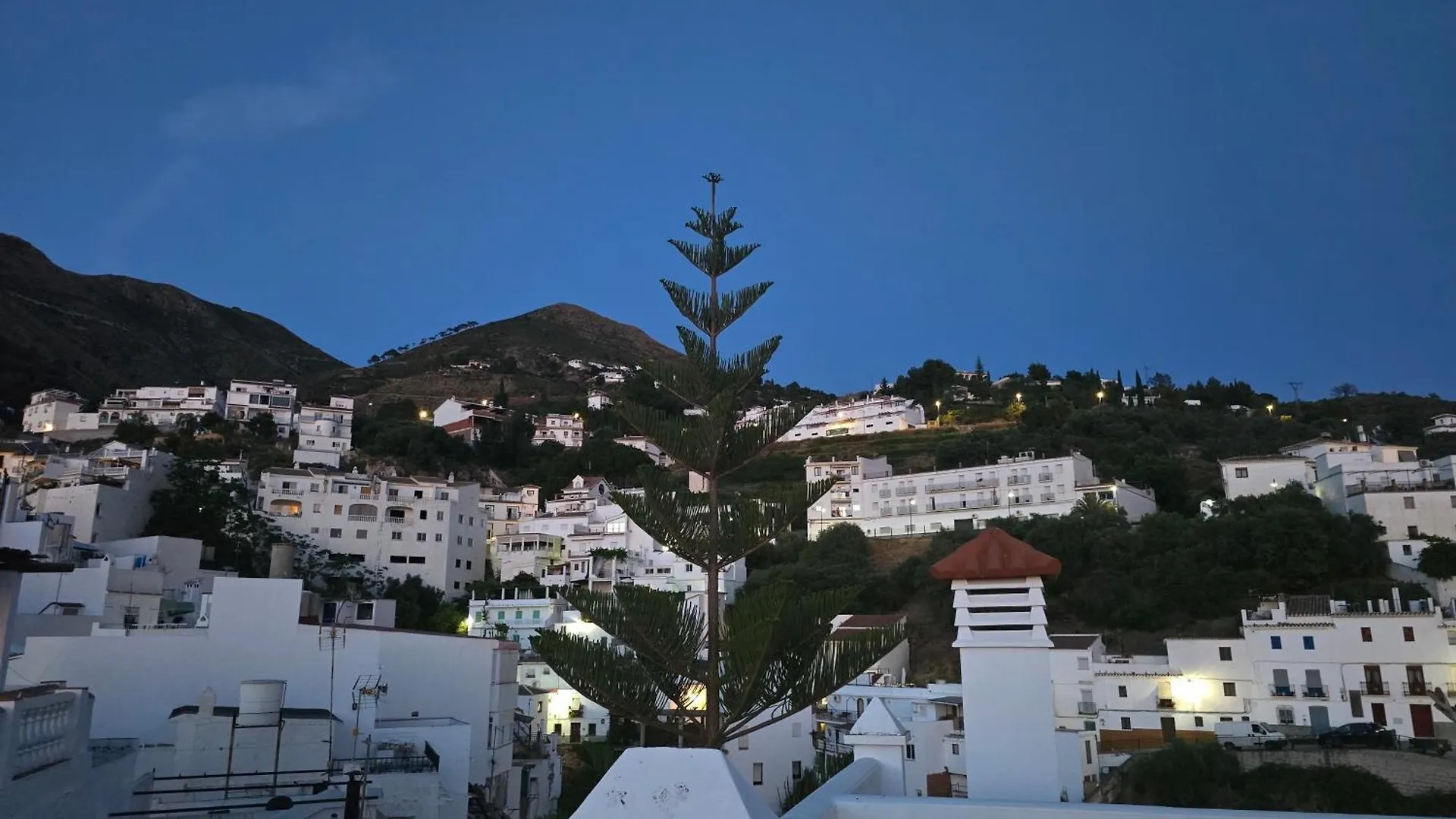 Penthouse With Hot Tub And Air Conditioning Offering Breathtaking Panoramic Mountain And Sea Views Competa 0*,  Spain